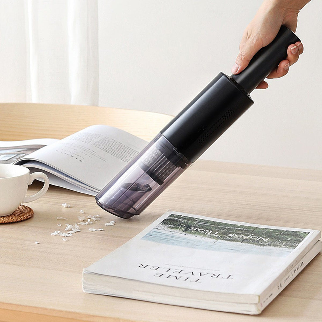 Mr. Dustbuster wireless handheld vacuum for car and home - Mr. Dustbuster draadloze handstofzuiger voor auto en huis